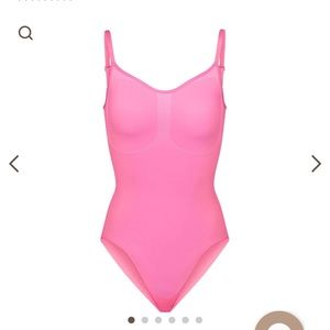 SKIMS sculpting bodysuit w. Snaps | NEON ORCHID sz S/M brand new w. flaw SOLDOUT